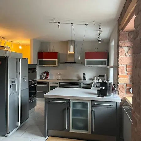 Appartement Schoene Mit Gartennutzung