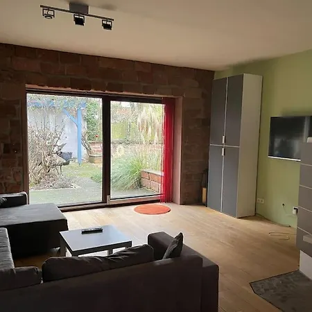 Schoene Mit Gartennutzung